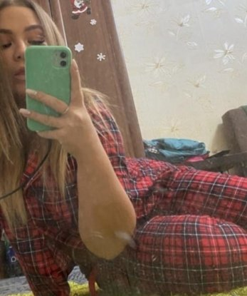 Жгучая брюнетка приглашает в гости состоятельного мужчину для ярких и страстных встреч. Обещаю незабываемое время, полное страсти и удовольствия. Забудь обо всех проблемах, сделай себя счастливым! 13211, 24 года